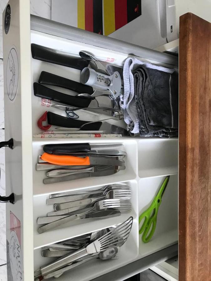 Roter Sandstein Zink Mainz Buitenkant foto